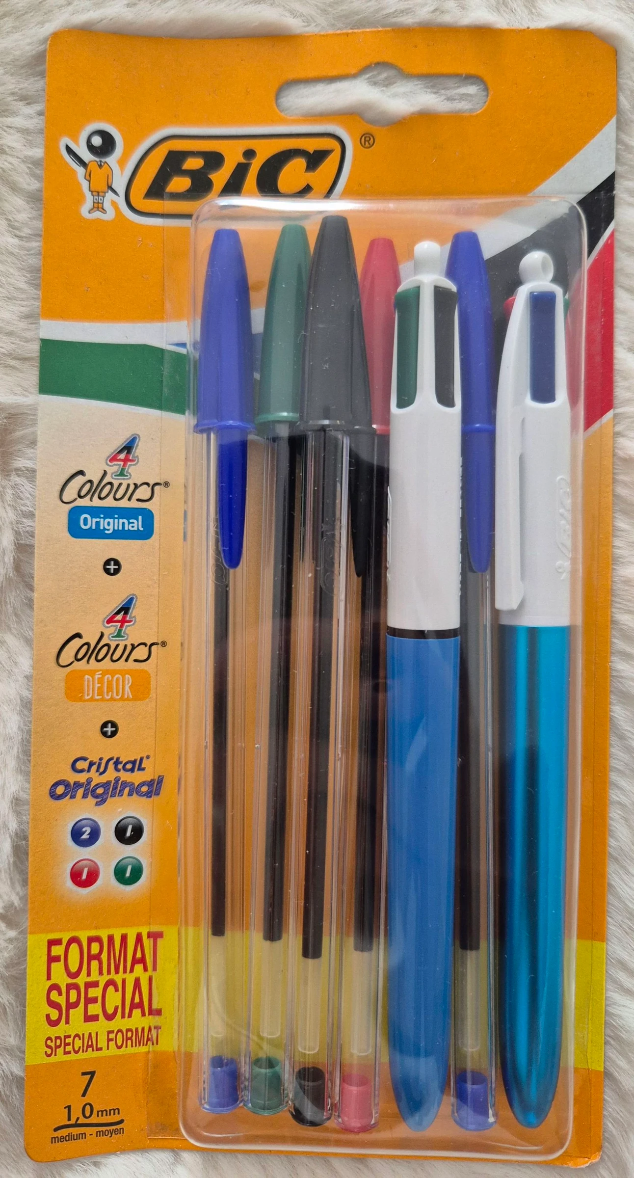 Stylos 4 couleurs + Stylos bic
